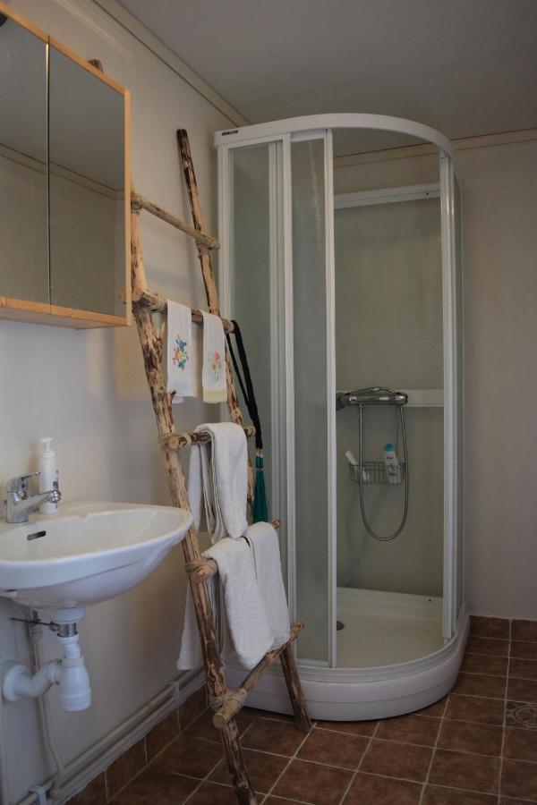 Ekologiska Fru Gran B&B I Tiveden Gardsjo Ngoại thất bức ảnh