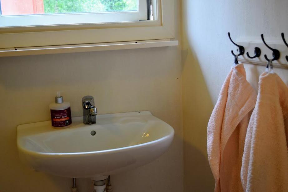 Ekologiska Fru Gran B&B I Tiveden Gardsjo Ngoại thất bức ảnh