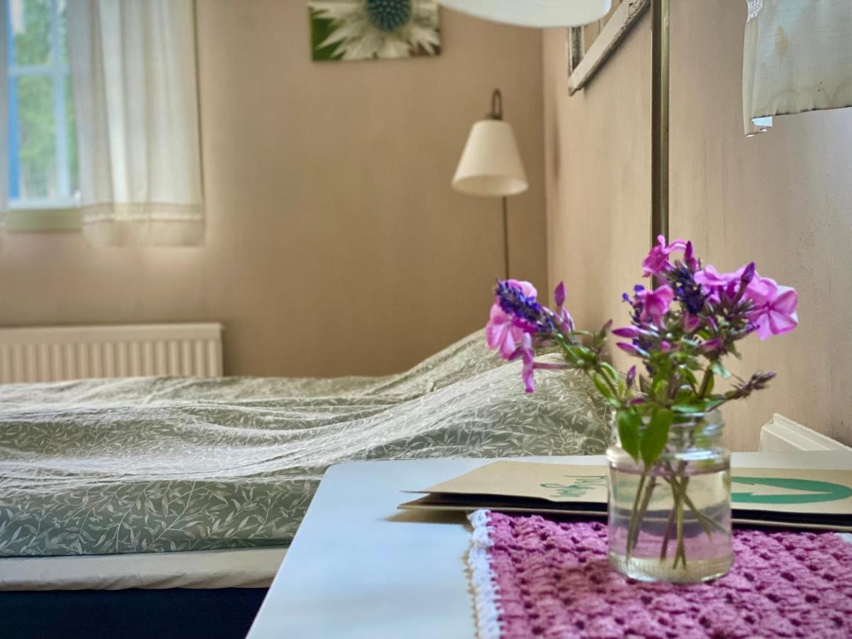Ekologiska Fru Gran B&B I Tiveden Gardsjo Ngoại thất bức ảnh