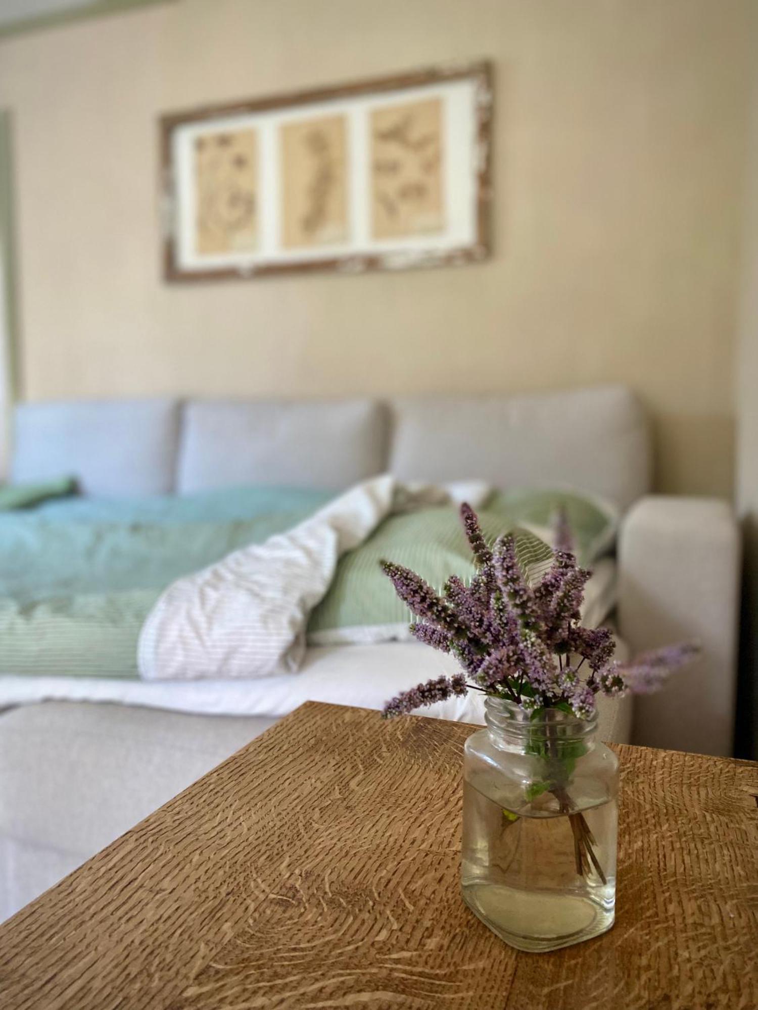 Ekologiska Fru Gran B&B I Tiveden Gardsjo Ngoại thất bức ảnh